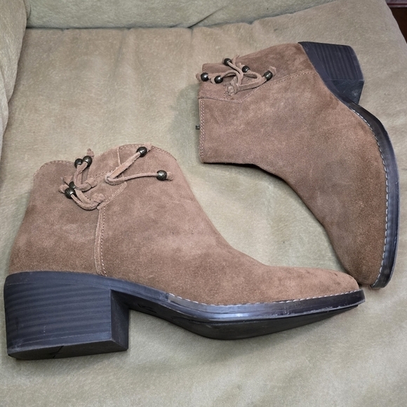 White Mountain Women Havana Suede Leather Beaded Fringe  Bootie  Size 9M - Picture 3 of 10